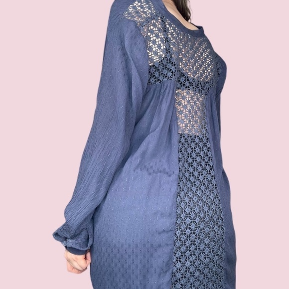 Free People Long Sleeve Button Down Crochet Blouse 100% Soft Rayon - Picture 11 of 12